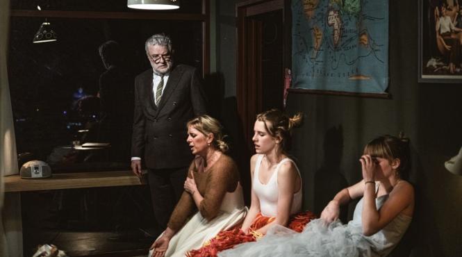 doua spectacole highlights in fits premiere pe scena digitala in iulie