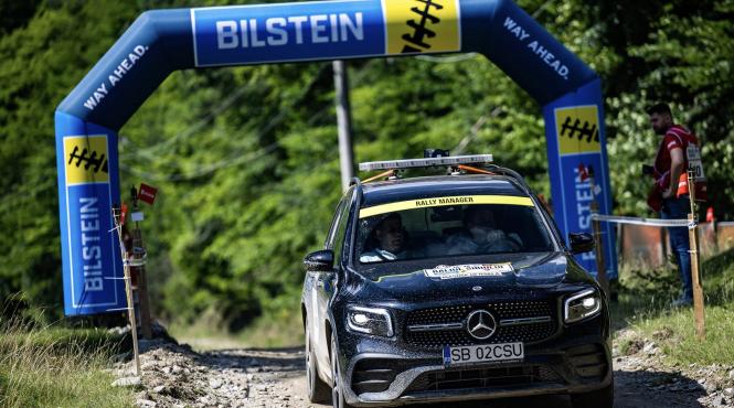 accident grav raliul sibiului masina intrat istalp copilotul preluat elicopter smurd