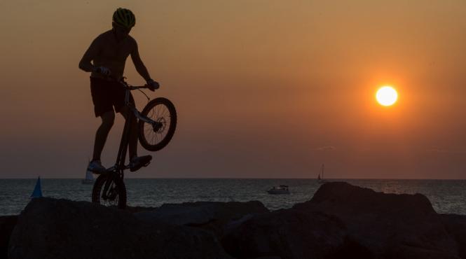 mountain biker mort ajutor excursionisti deshidratati