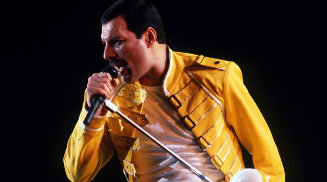 inteligenta artificiala schimba piese consacrate freddy mercury canta my heart will go on