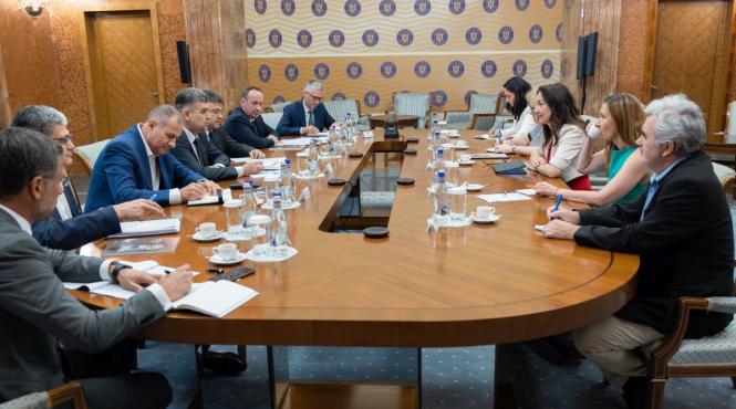 program guvernare banca mondiala saracie