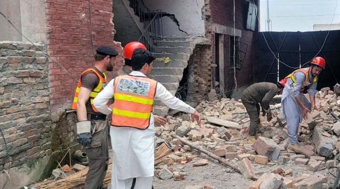 bomba miting politic pakistan