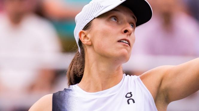 swiatek invinge pliskova montreal