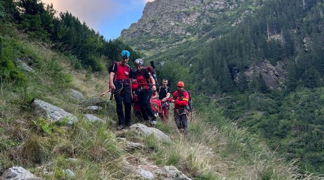 turisti bocati munti salvamontisii ajutati elicoptere smurd