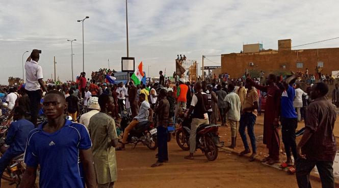 ambasadorul francez expulzat niger