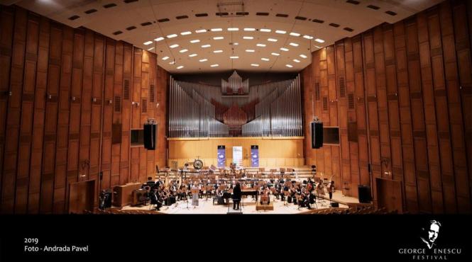 directorul executiv festival enescu distinctia trofeul ministerului culturii