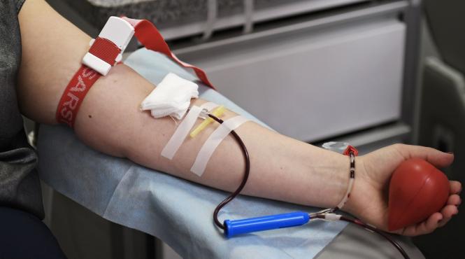 aproape o mie persoane donat sange victimele exploziei incendiului crevedia