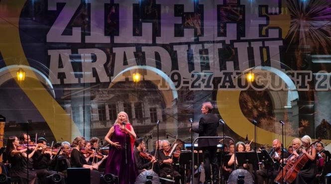 mii de spectatori i au aplaudat pe mezzosoprana ruxandra donose tenorul ramon vargas si soprana leontina vaduva in concertul care a incheiat international salbek opera masterclass si zilele aradului