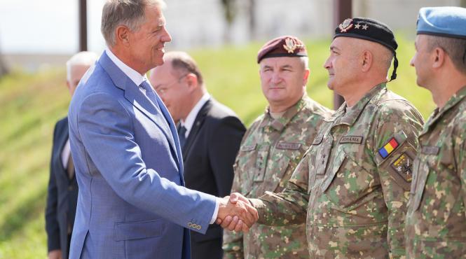 klaus iohannis cincu hub instruire piloti avioane f 16