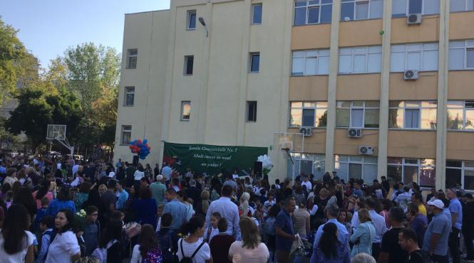 scoala distractii zbenguiala