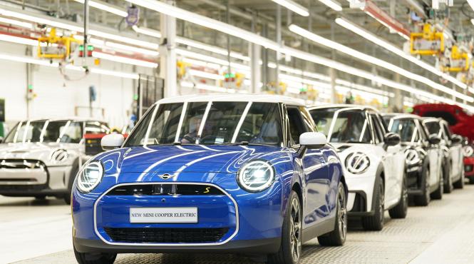 bmv fabrica mini electrice marea britanie