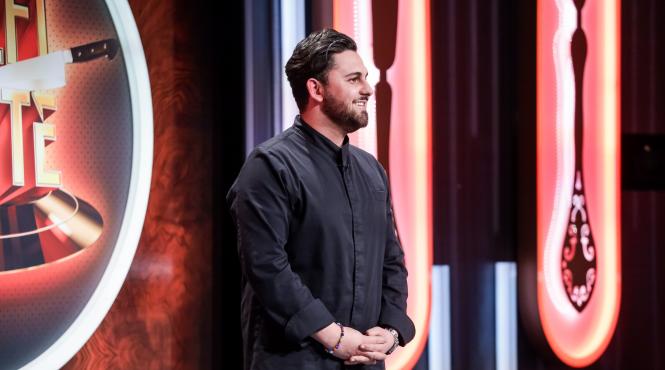 chefi la cutite lider de audienta florin dumitrescu a dat cutitul de aur diseara irina fodor pune n joc a treia bomba