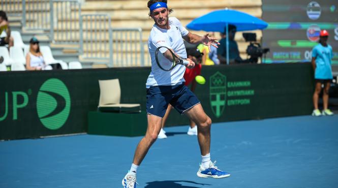 stefanos tsitsipas accidentat