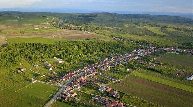 comuna paradis straini primar satul romanesc trebuie viitor