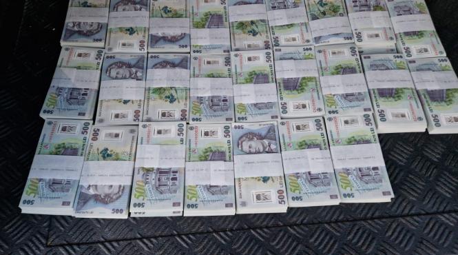 imagini buzatu dus procurori perchezitii acasa