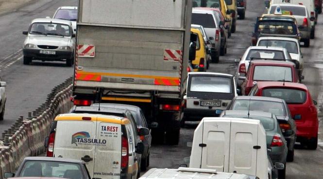 trafic blocat autostrada a1 bucuresti pitesti incendiu vegetatie
