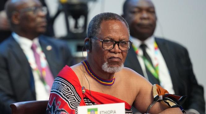 alegeri parlamentare tara interzise partidele politice