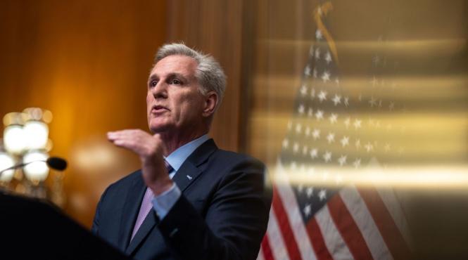 kevin mccarthy neaga ca ar urma sa demisioneze din congres