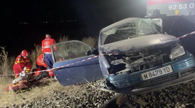 accident feroviar mortal masina spulberata tren peretu