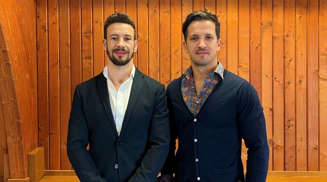 doi fosti campioni mondiali la gimnastica din romania tintesc afaceri de peste 100 000 euro intr un an de la lansarea unei companii de entertainment