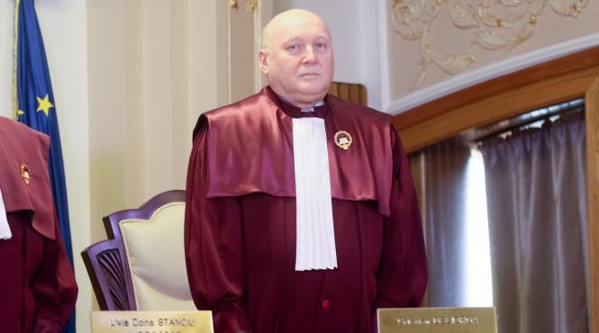 judecatori ccr executiv exces putere