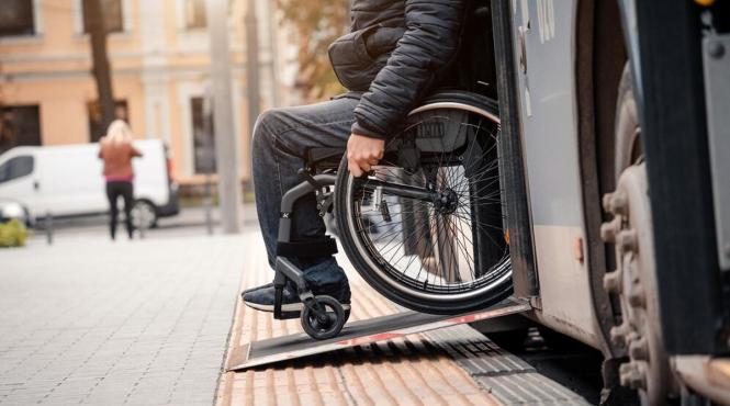 vatmani soferi autobuz persoane carucior