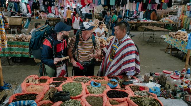 giulia si vlad huidu au castigat prima amuleta si joker ul etapei a treia america express diseara echipele se lupta pentru prima imunitate care aduce si biletele pentru ecuador