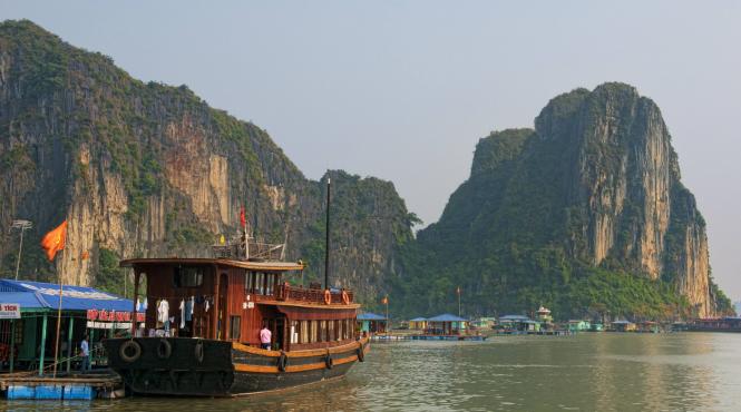 9 locuri evitat 2024 aglomeratie gunoaie resurse insuficiente apa