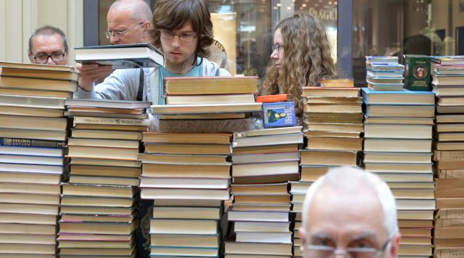 15 cele mai bune romane fantastice din toate timpurile