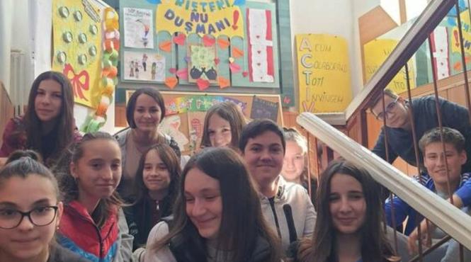 eroine copii scoala povesti