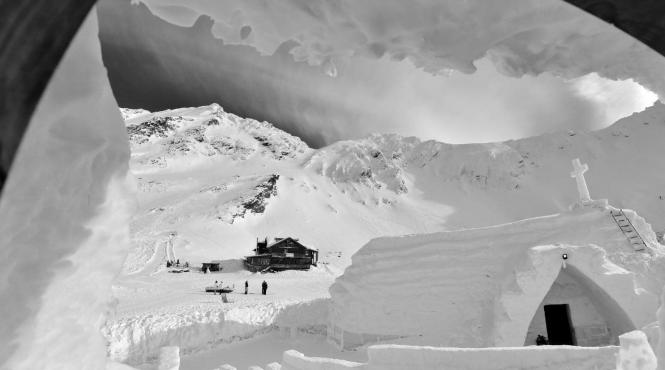 hotel gheata balea lac top mondial atractii turistice iarna