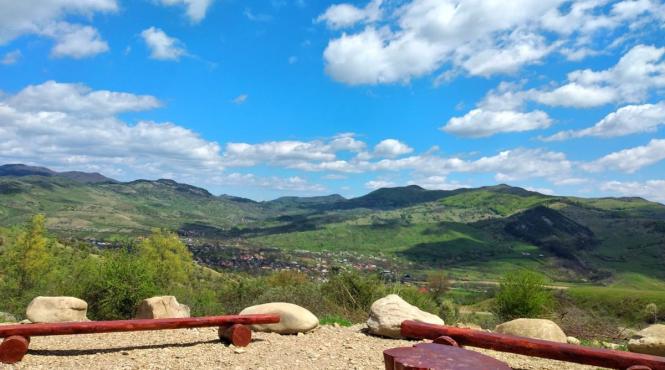 chiojdu sat profesorii masina paine