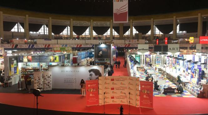 gaudeamus 2023 carti eroi targ imaginatie