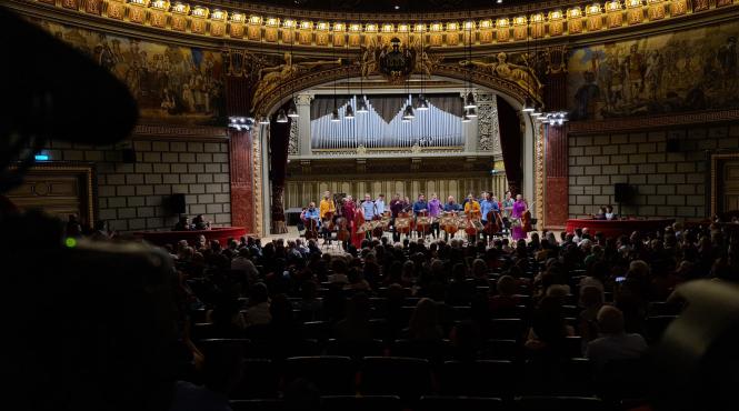marin cazacu si violoncellissimo vor canta de ziua nationala a romaniei la madrid si barcelona