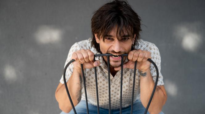 un nou personaj controversat vine sa tulbure povestea lia sotia sotului meu in viata trebuie sa actionezi si daca ai dreptate adevarul va iesi la lumina sau nu