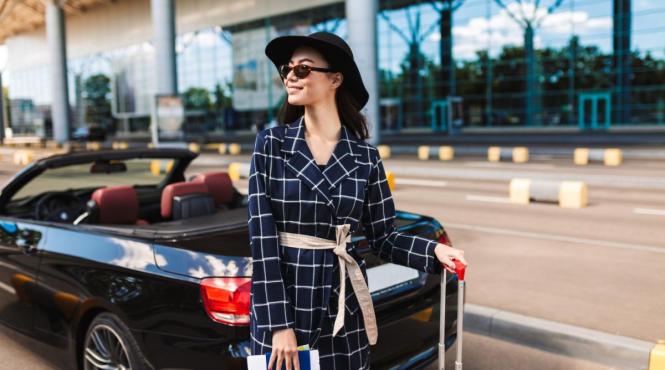 parcarea privata care face calatoria ta cu avionul mai convenabila