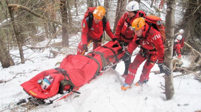 pericol munte salvamont 25 persoane interventii urgenta