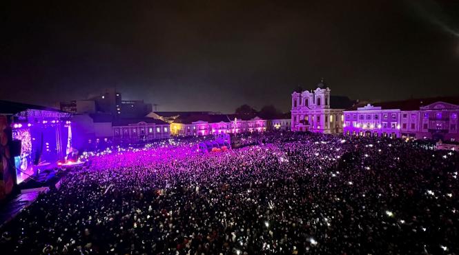 peste 115 800 de timisoreni la evenimentul de inchidere a capitalei europene a culturii timisoara 2023 la nesfarsit