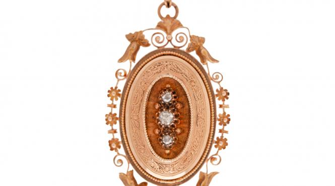 magia craciunului bijuterii de zeci de mii de euro la bucuresti