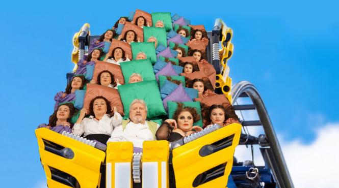 achit in avans de nadejda ptuskina in regia lui emil gaju cea mai noua productie a teatrului national iasi lansata inainte de craciun