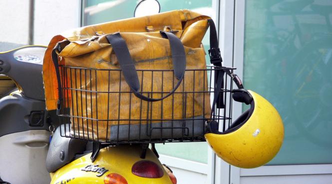 curier sibiu inscenat talharie lovit singur furt livrari