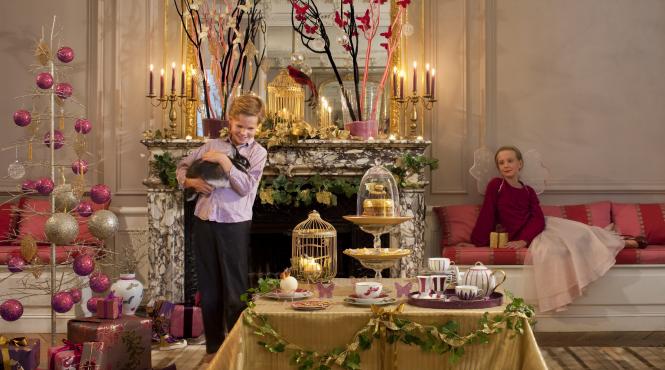 decorare masa craciun impresionat familie culori aranjament