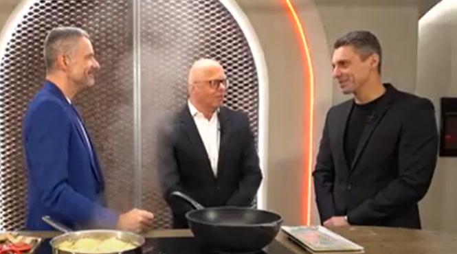 mircea badea adrian ursu dezvaluiri copilarie mancare cartofi bomboane coliva pocnitori