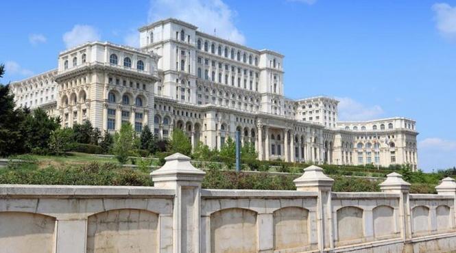 cheltuieli camera deputatilor achizitie publica