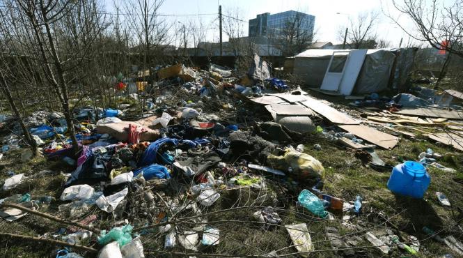 ue amendeaza zilnic 18 600 de euro pana invatam unde trebuie dus gunoi