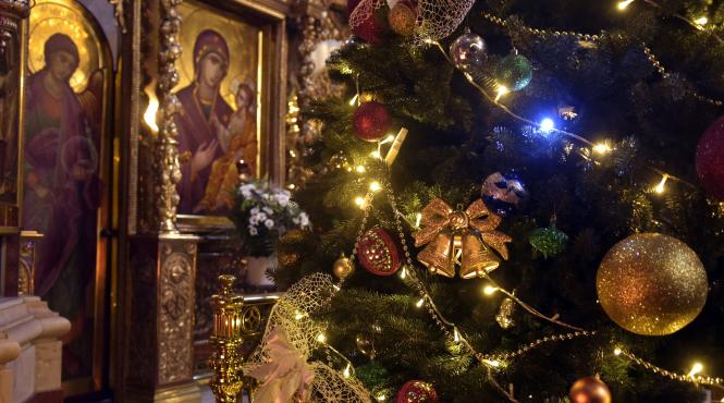 desbodobire brad zi traditie noroc tot anul epifanie