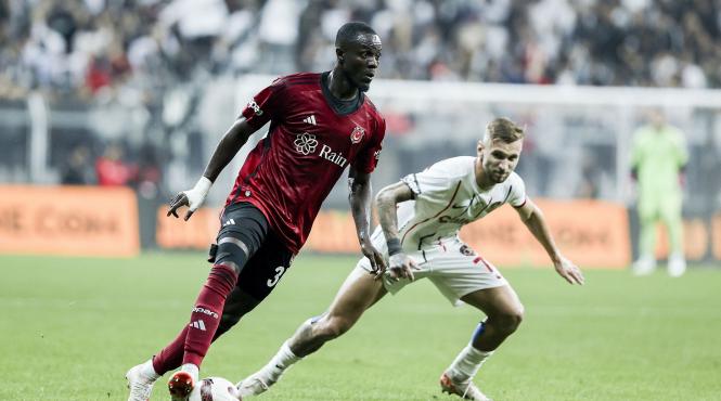 villarreal fostul fundas man utd bailly liber contract