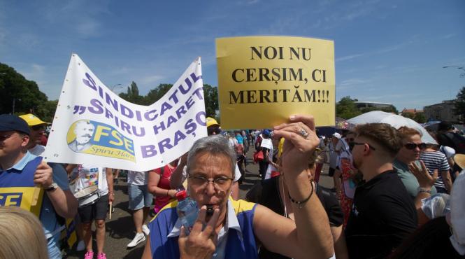 salarii crescute educatie la jumate proteste profesori