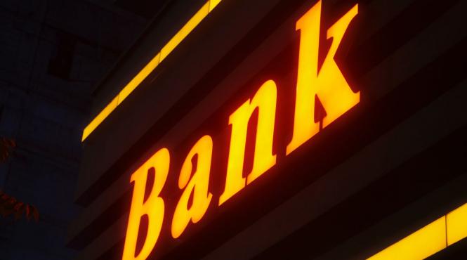 banci vandute first bank alpha bank romania otp bank romania