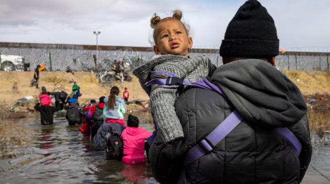 barbati inarmati rapire zeci migranti santaj